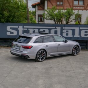 Audi RS4 - foto 20