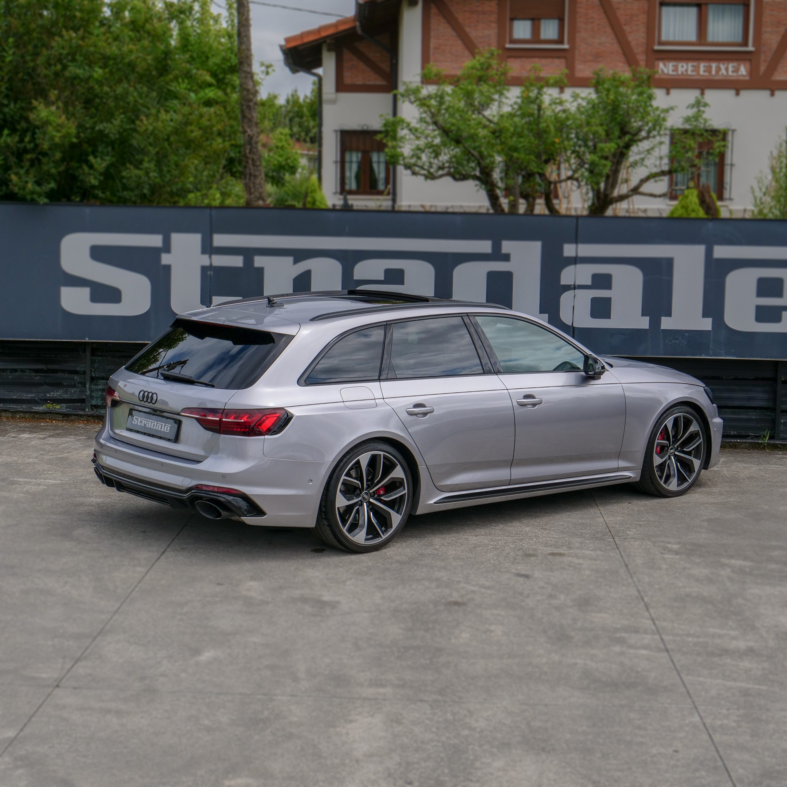 Audi RS4 - imagen 19