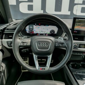 Audi RS4 - foto 28