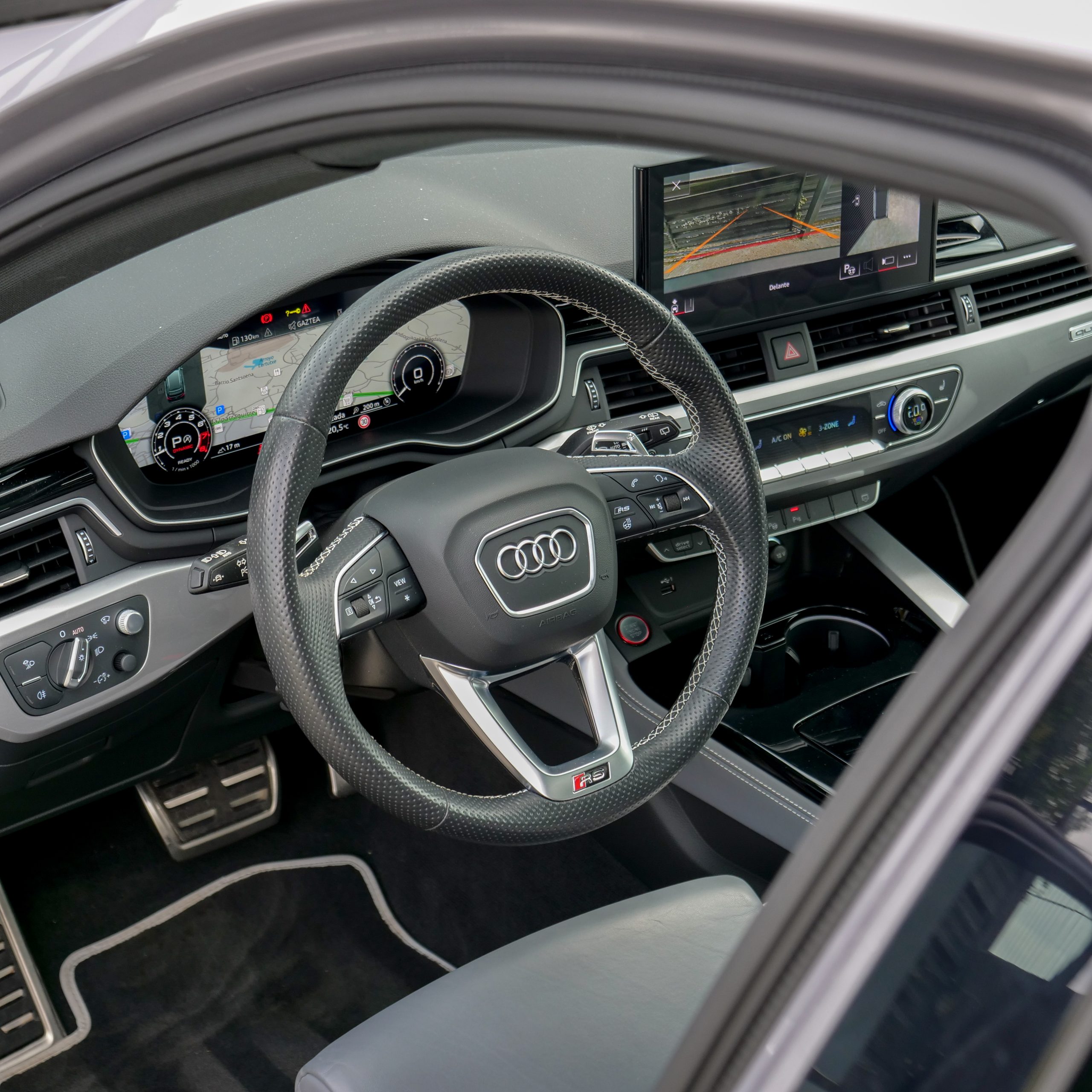Audi RS4 - imagen 30