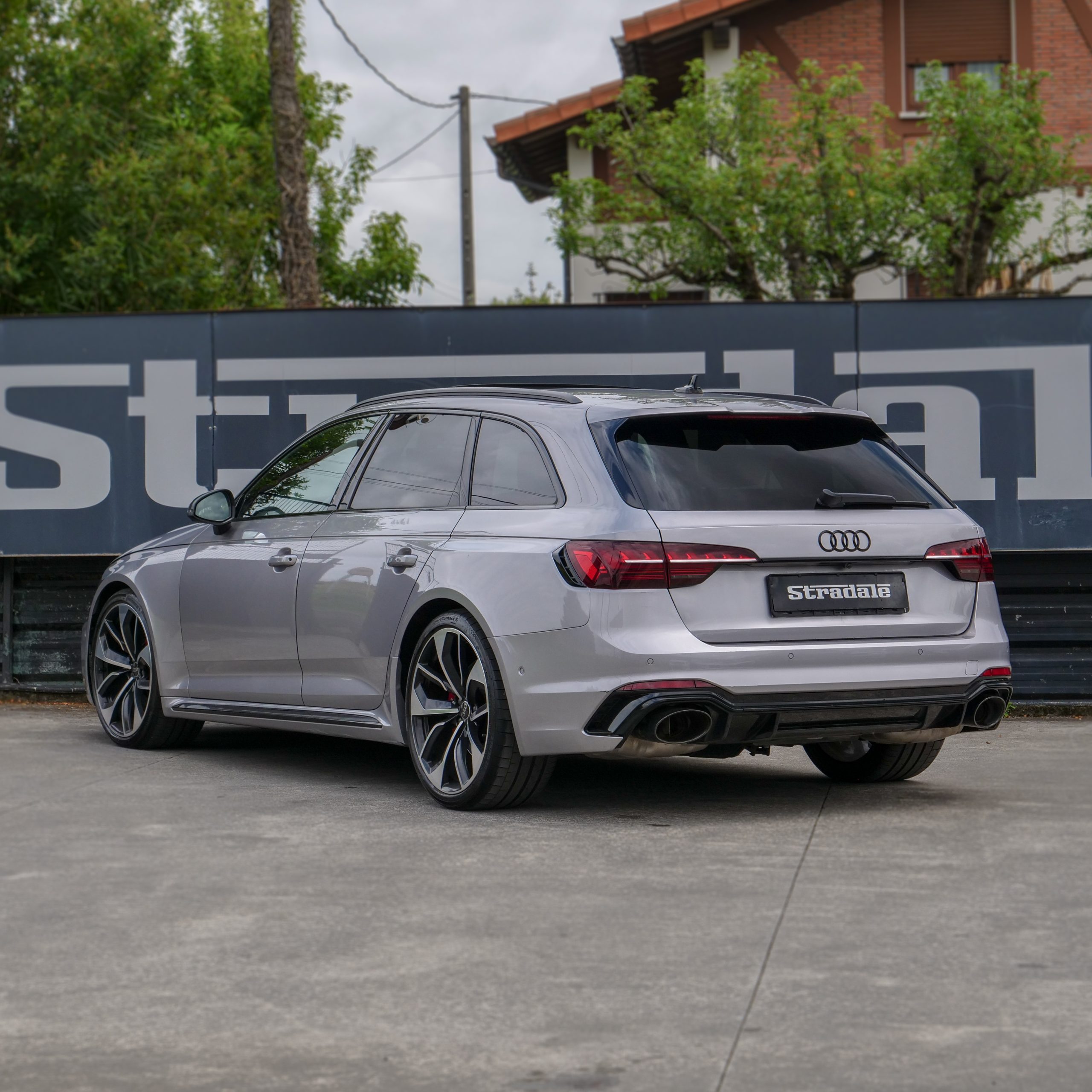 Audi RS4 - imagen 40