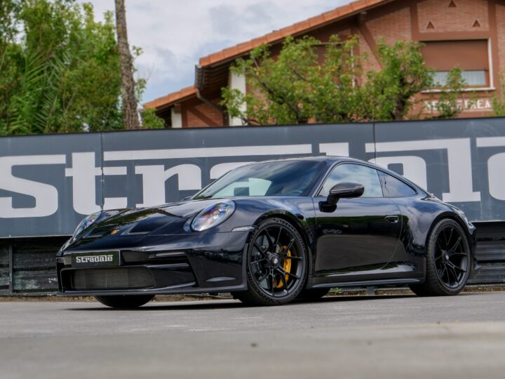 Porsche GT3 Touring - foto 3