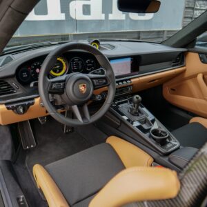Porsche GT3 Touring - foto 31