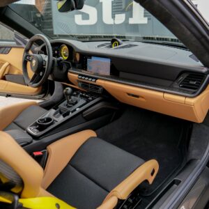 Porsche GT3 Touring - foto 36