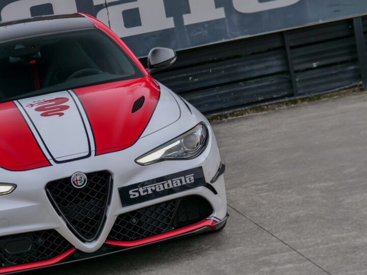 Alfa Romeo Giulia «Racing Edition» - foto 8