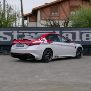 Alfa Romeo Giulia «Racing Edition» - foto 22