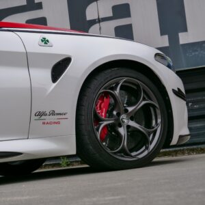 Alfa Romeo Giulia «Racing Edition» - foto 29