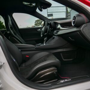 Alfa Romeo Giulia «Racing Edition» - foto 53