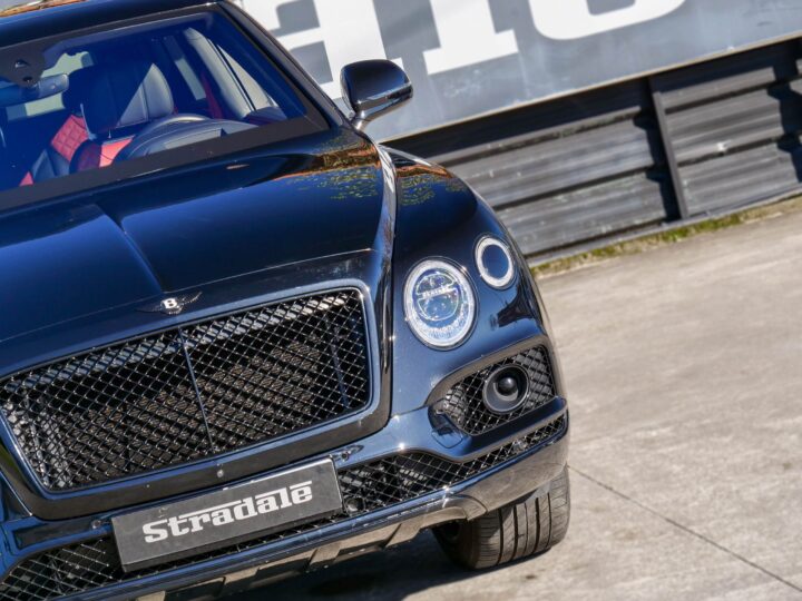 Bentley Bentayga 4.0D - foto 7