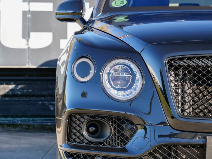 Bentley Bentayga 4.0D - foto 8