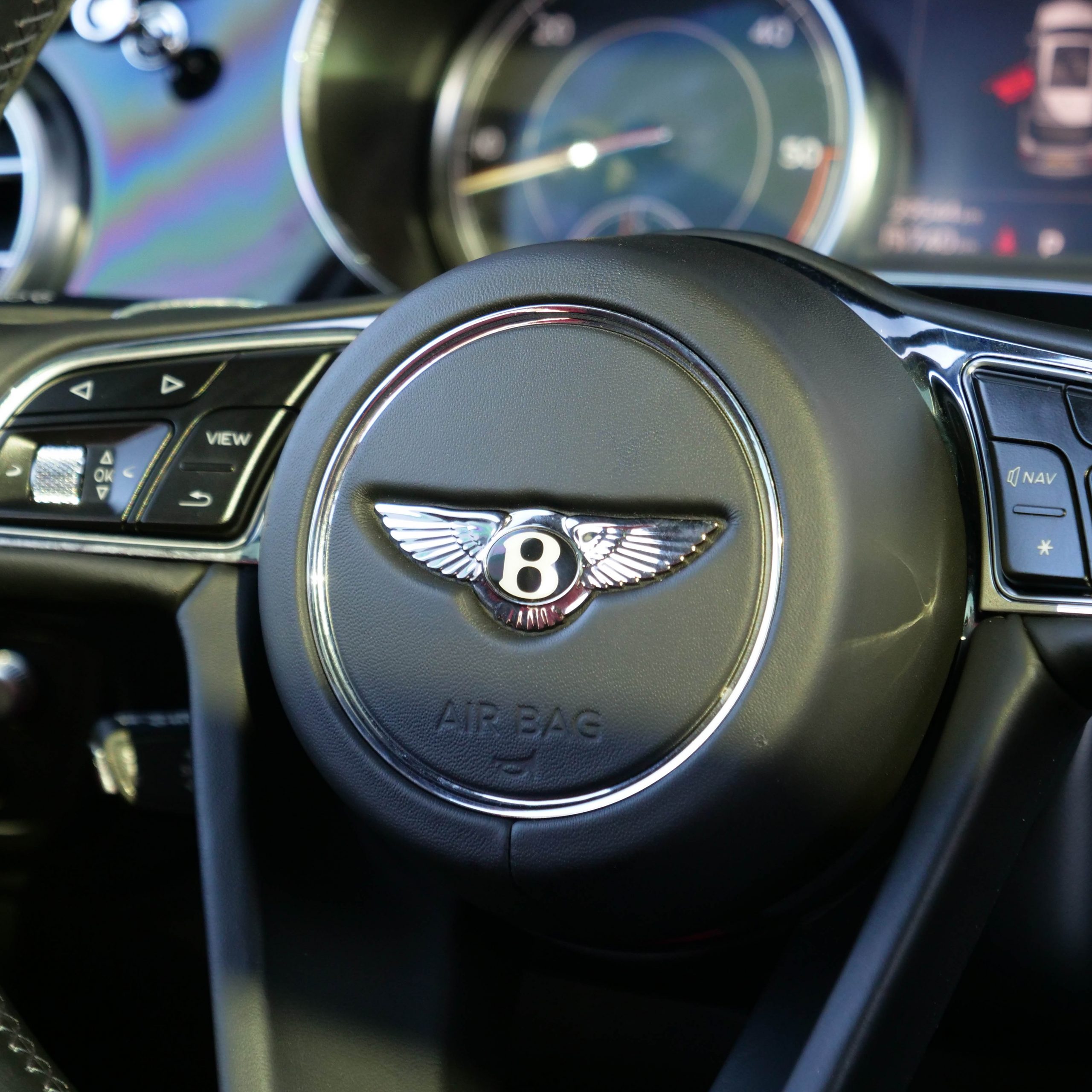 Bentley Bentayga 4.0D - imagen 32