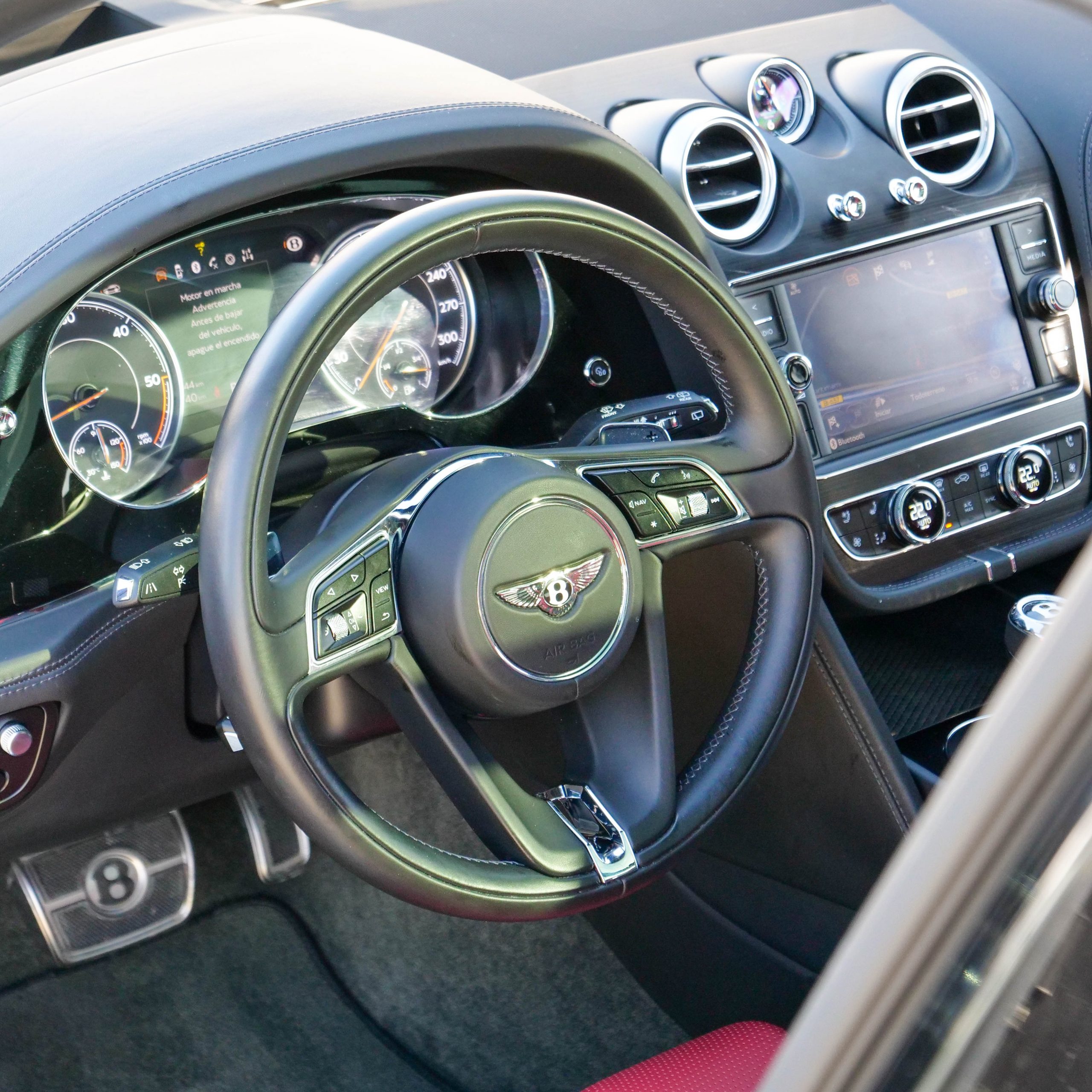Bentley Bentayga 4.0D - imagen 40