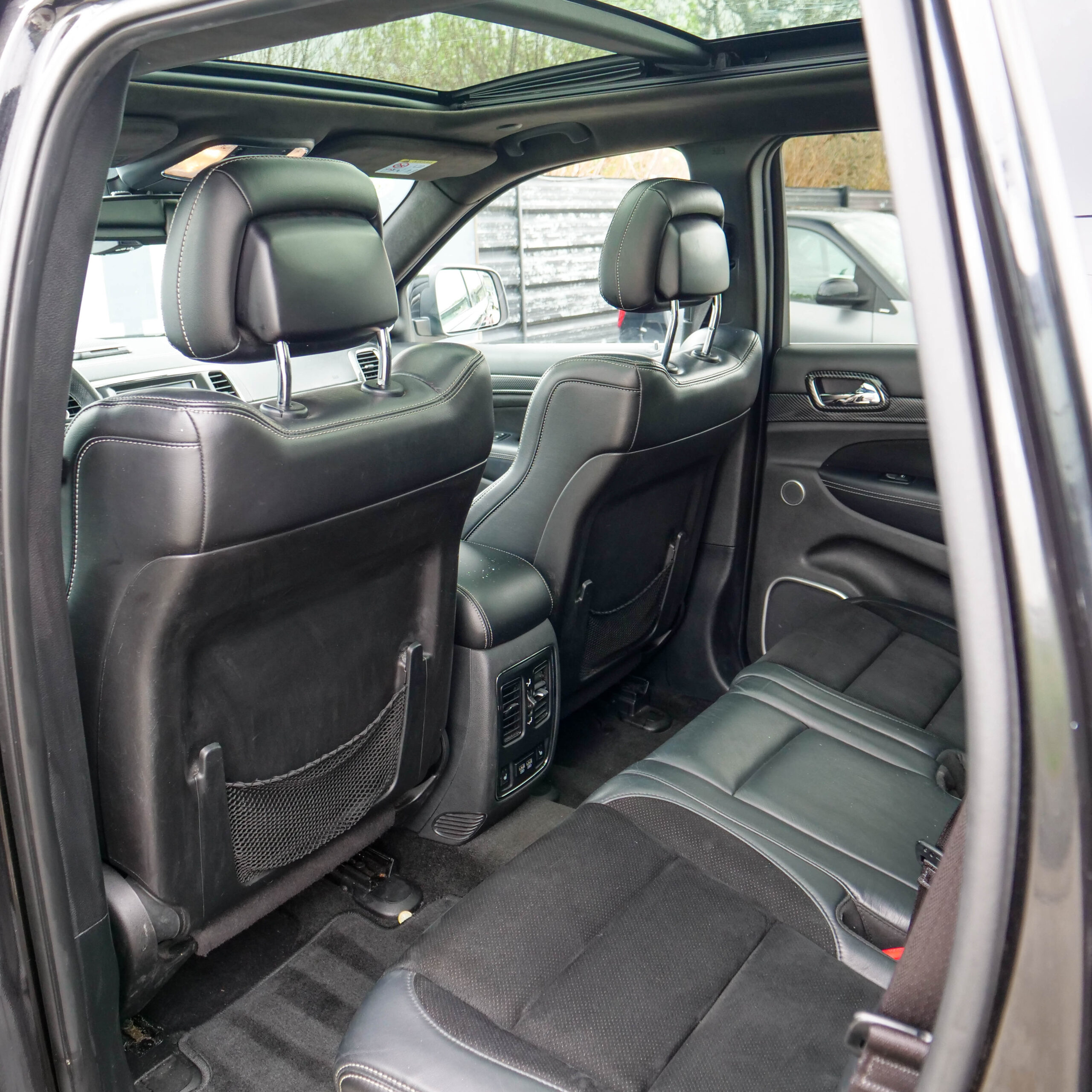 Jeep Grand Cherokee 6.4 V8 SRT - imagen 20