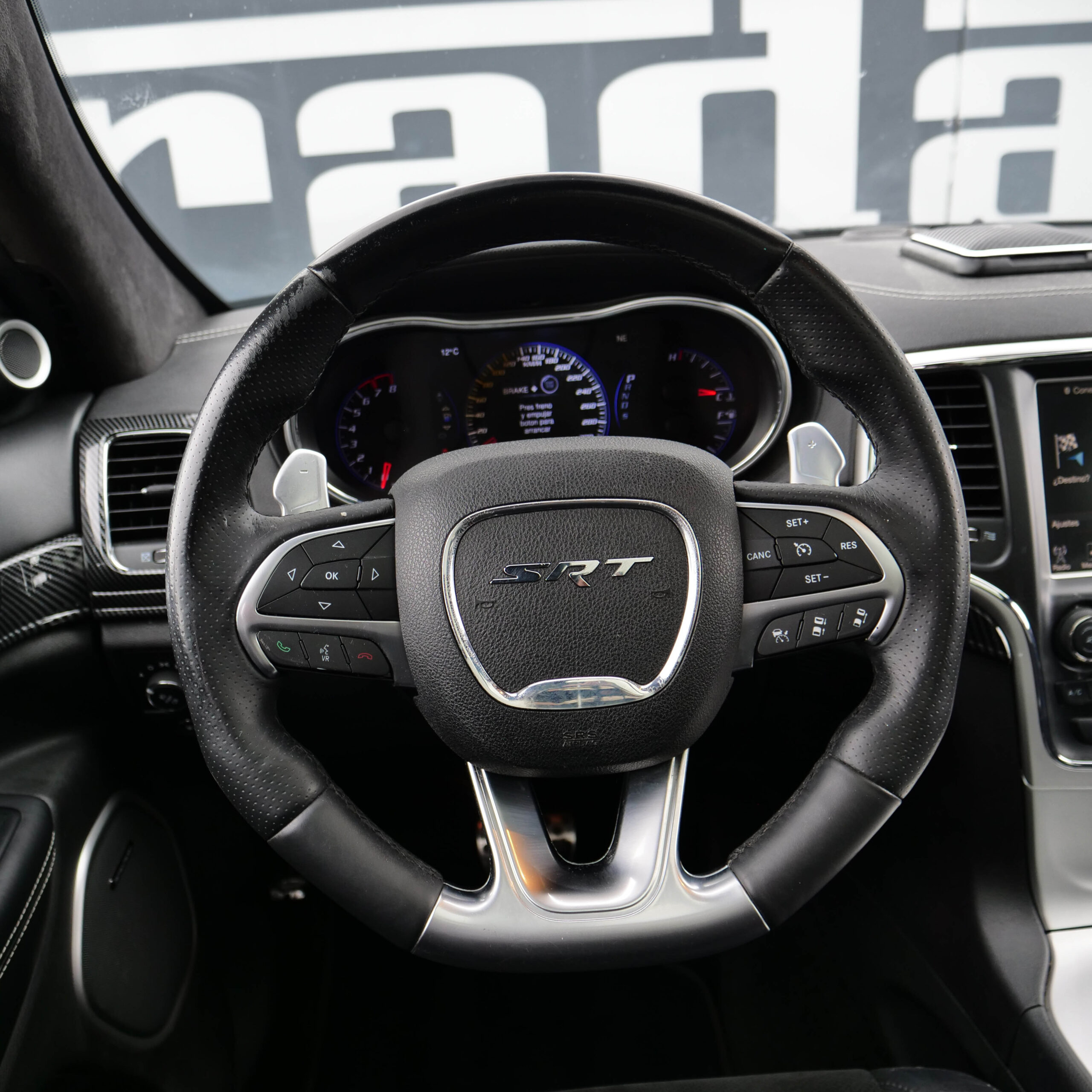 Jeep Grand Cherokee 6.4 V8 SRT - imagen 22