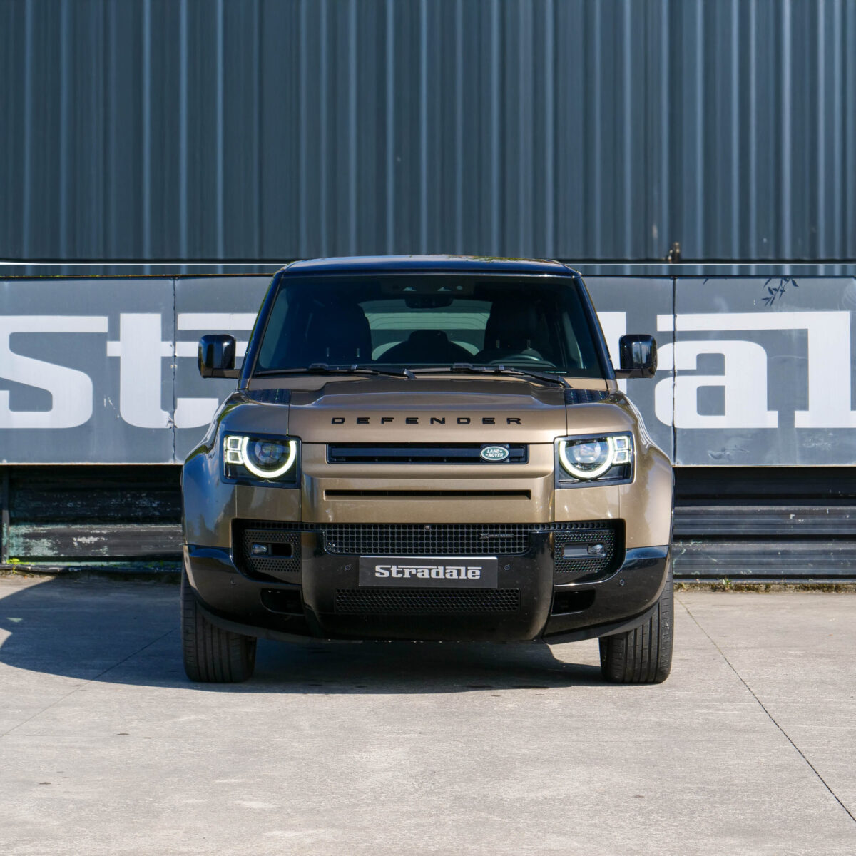 Land Rover Defender P400e HSE - imagen 7