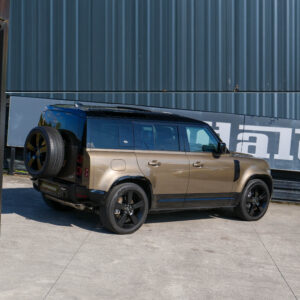 Land Rover Defender P400e HSE - foto 18