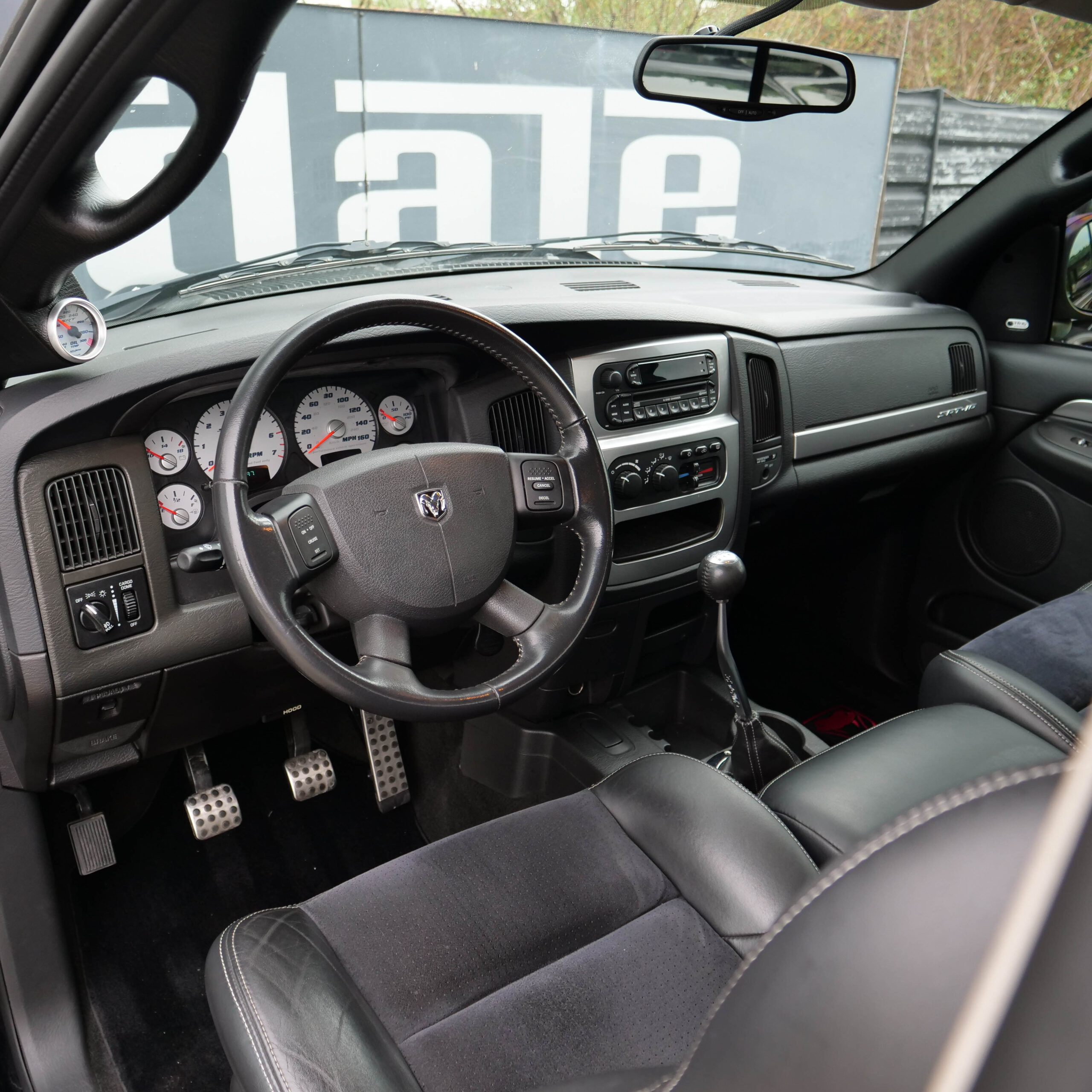 Dodge Ram SRT10 - imagen 30