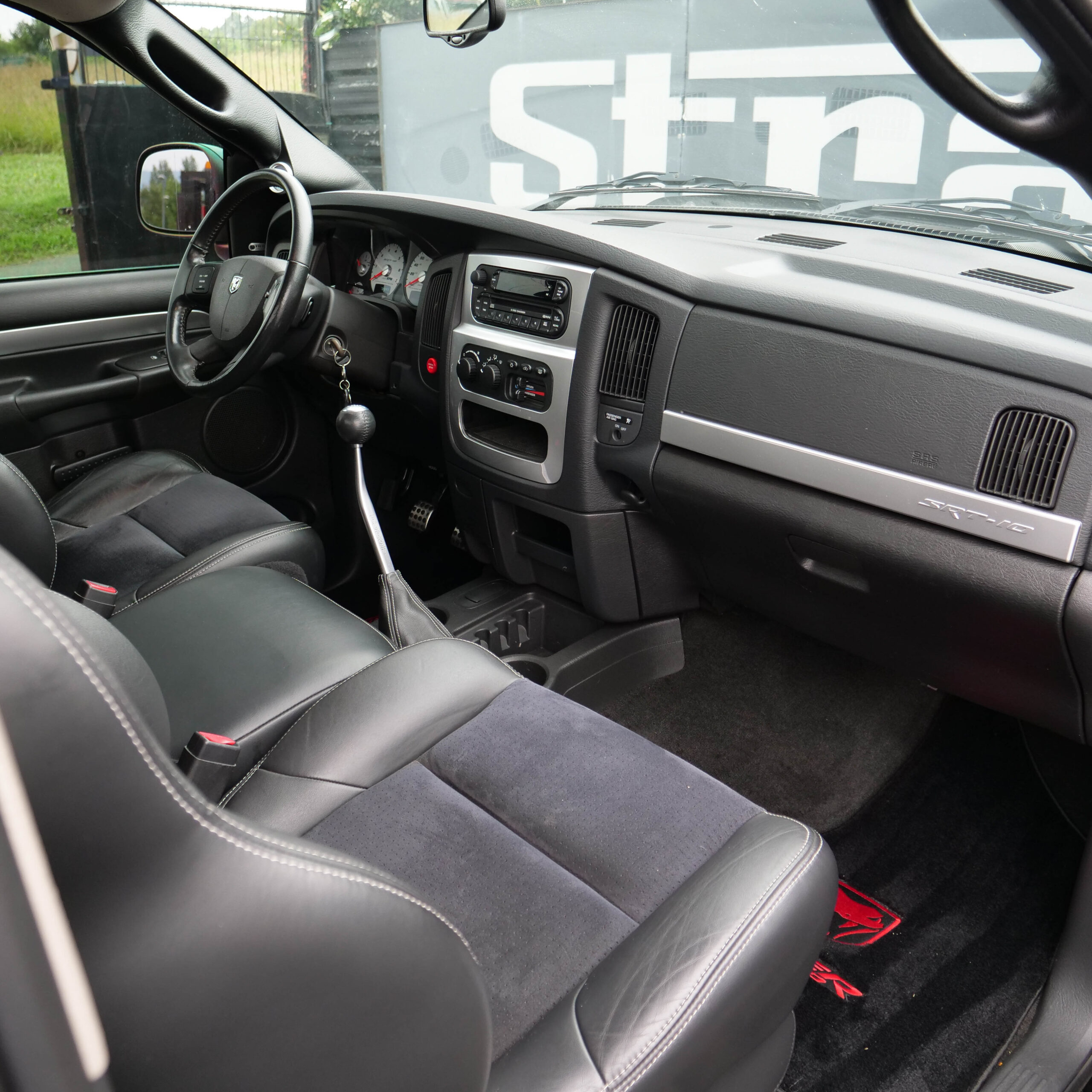 Dodge Ram SRT10 - imagen 34