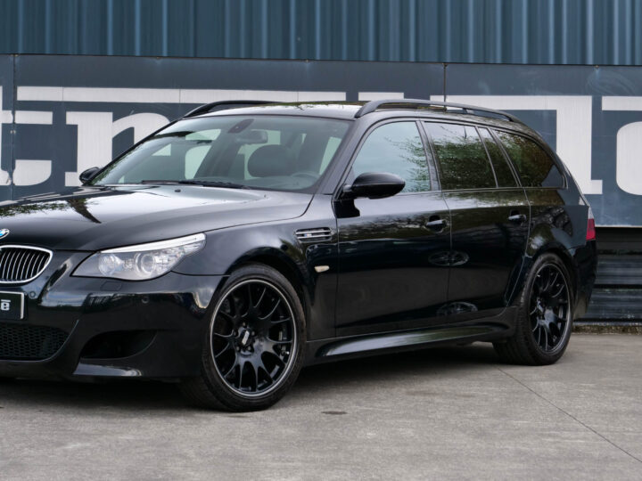 Bmw M5 Touring V10 - foto 4