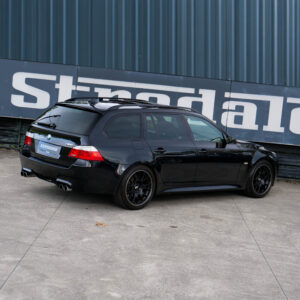 Bmw M5 Touring V10 - foto 21
