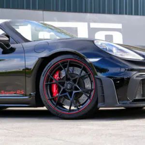 Porsche 718 Spyder RS - foto 18