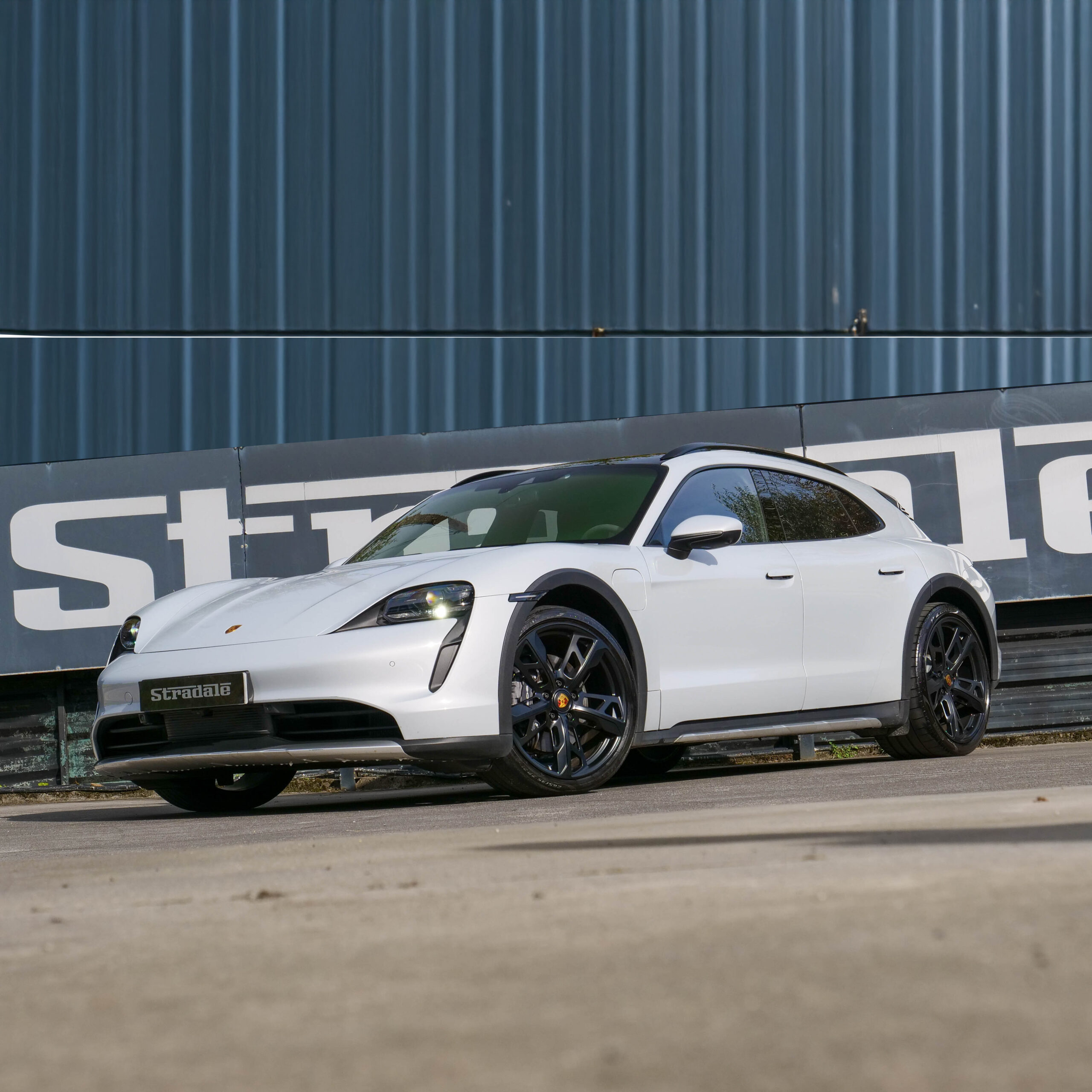 Porsche Taycan 4 Cross Turismo - imagen 3