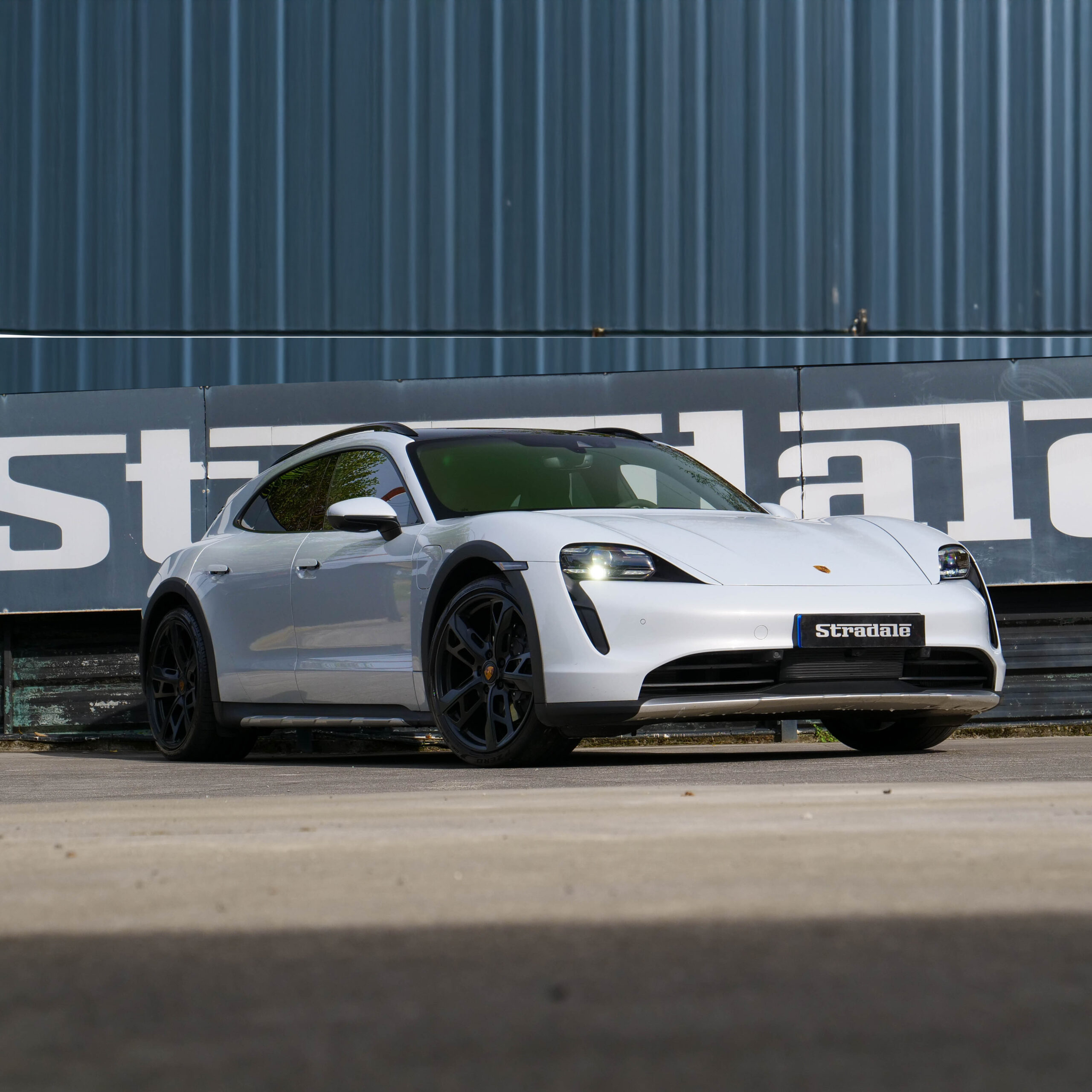 Porsche Taycan 4 Cross Turismo - imagen 9