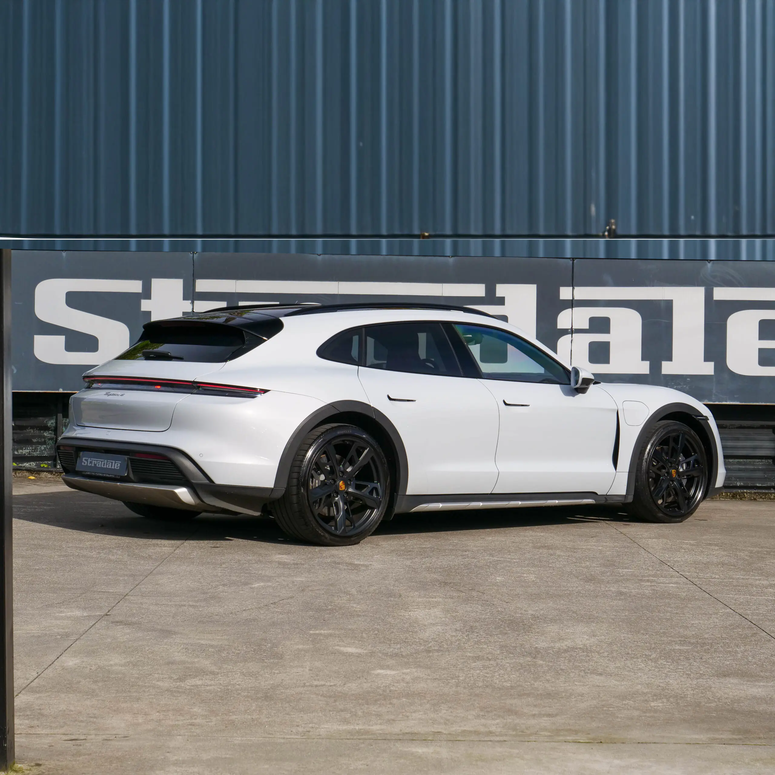 Porsche Taycan 4 Cross Turismo - imagen 17