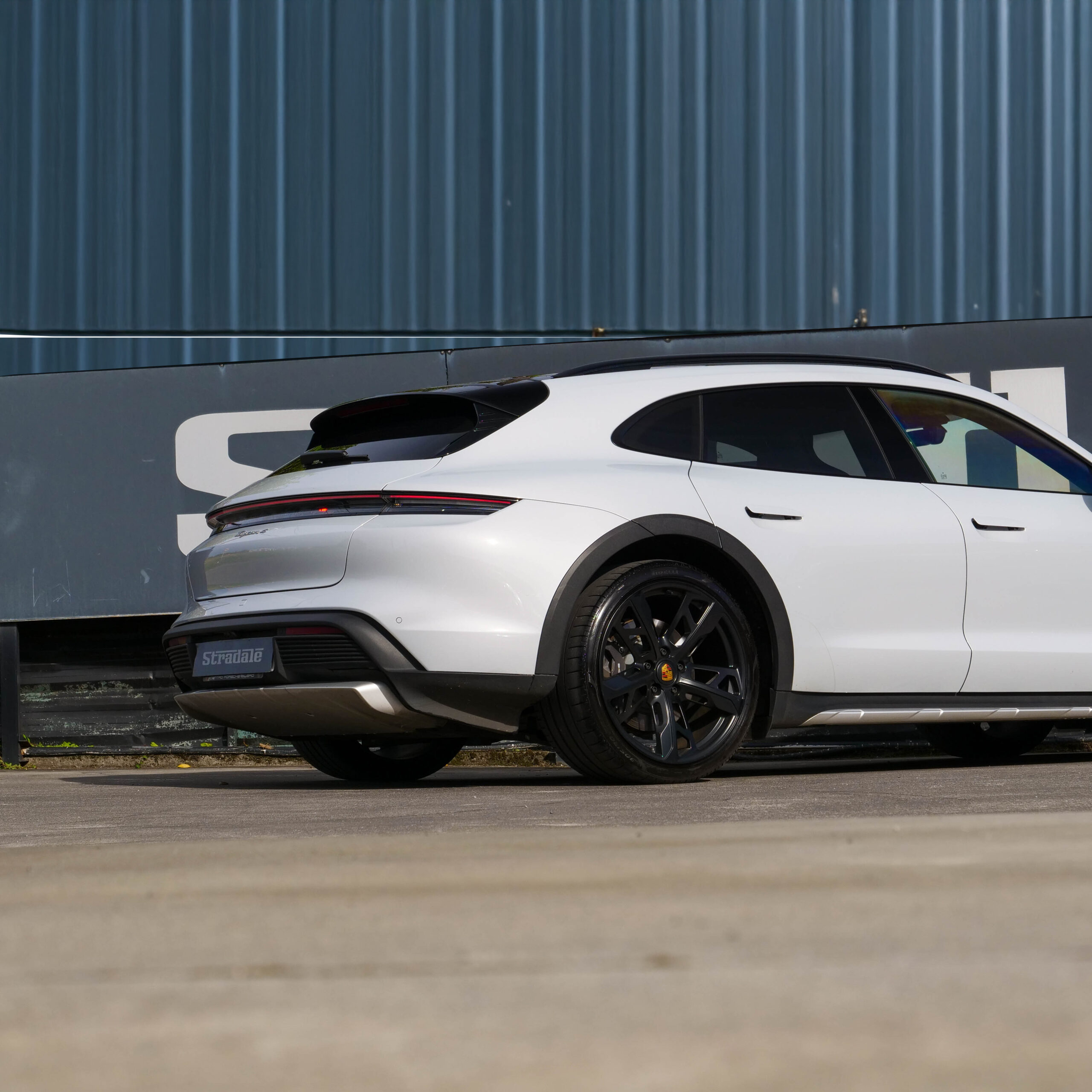 Porsche Taycan 4 Cross Turismo - imagen 19