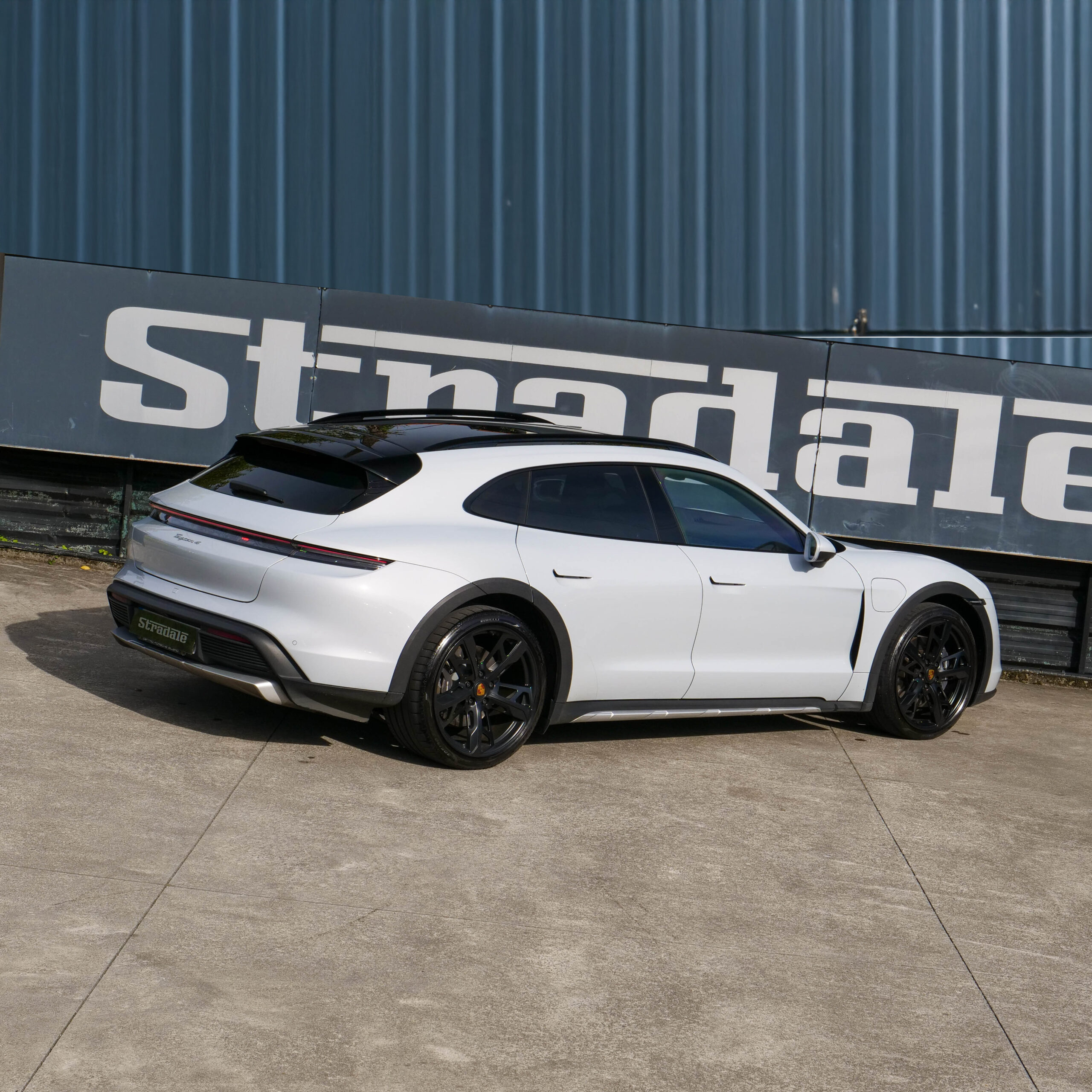 Porsche Taycan 4 Cross Turismo - imagen 20