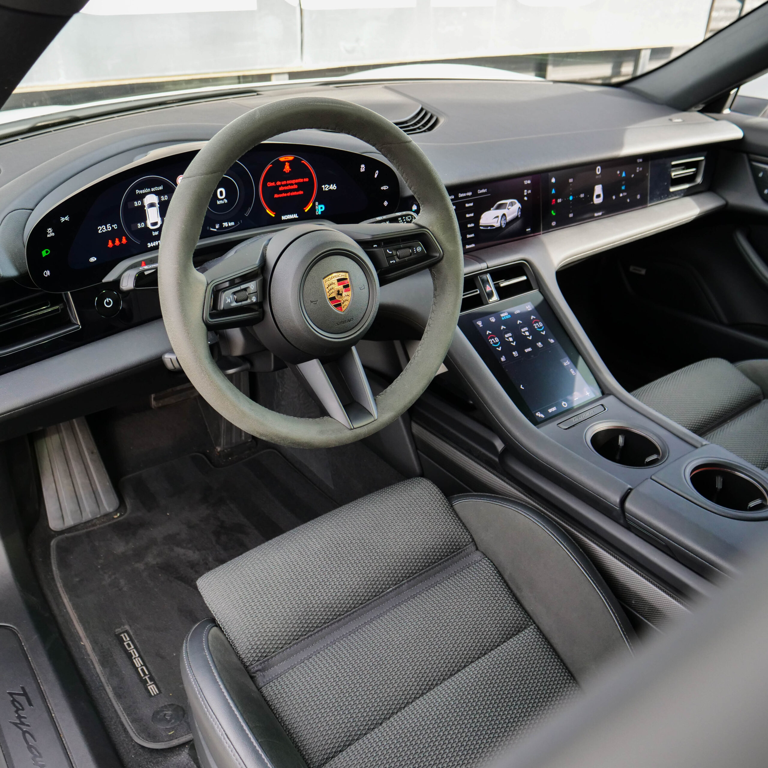 Porsche Taycan 4 Cross Turismo - imagen 25