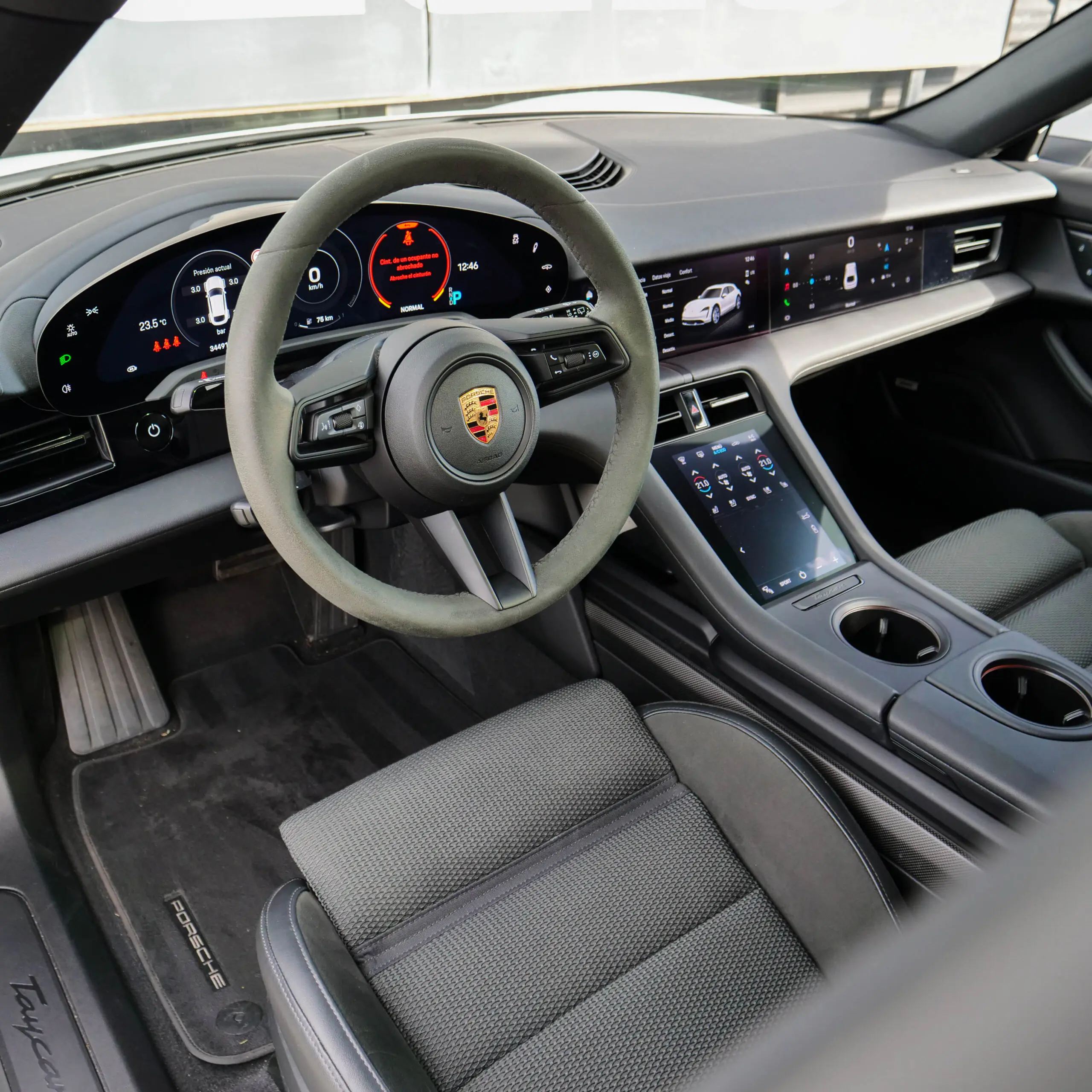 Porsche Taycan 4 Cross Turismo - imagen 26