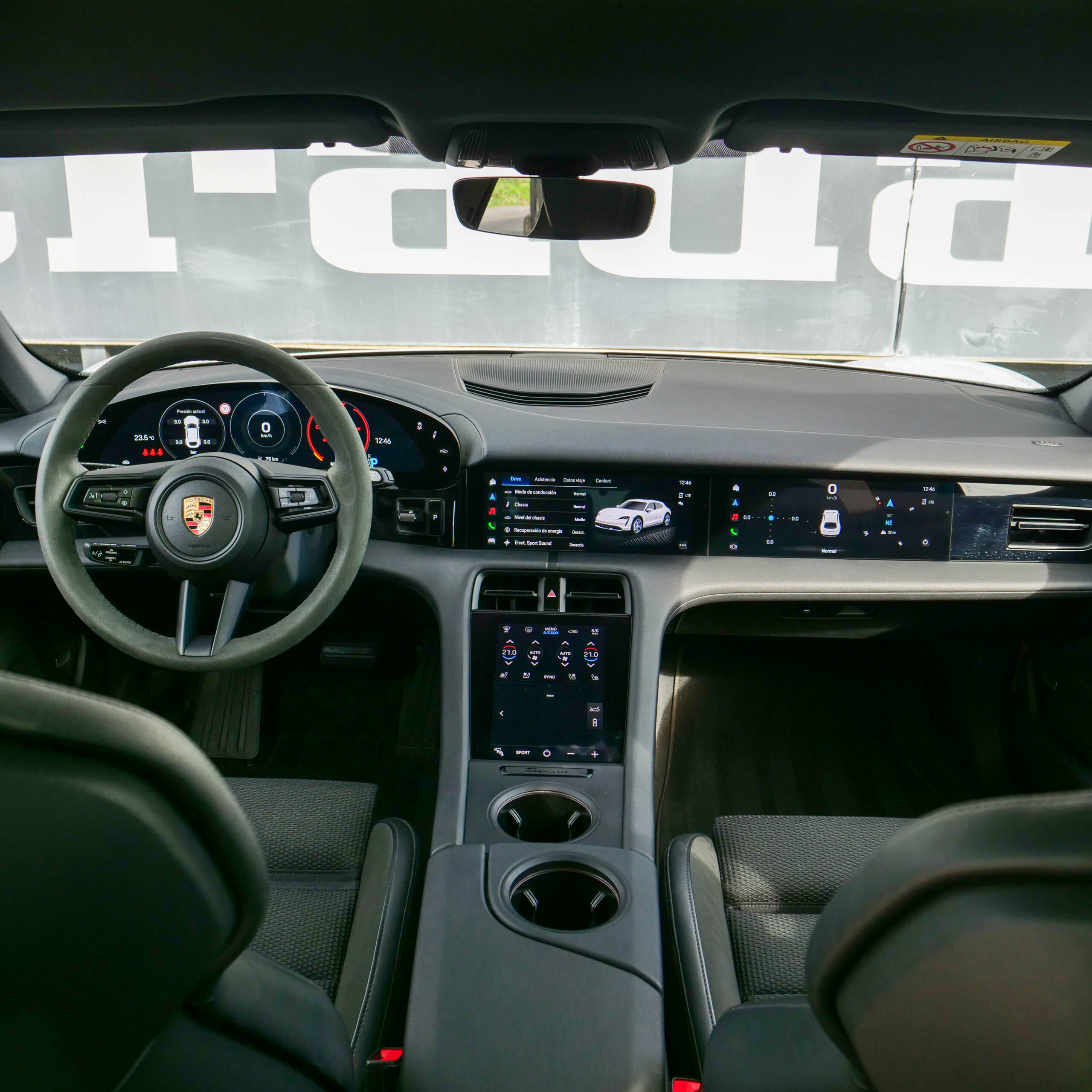 Porsche Taycan 4 Cross Turismo - imagen 27
