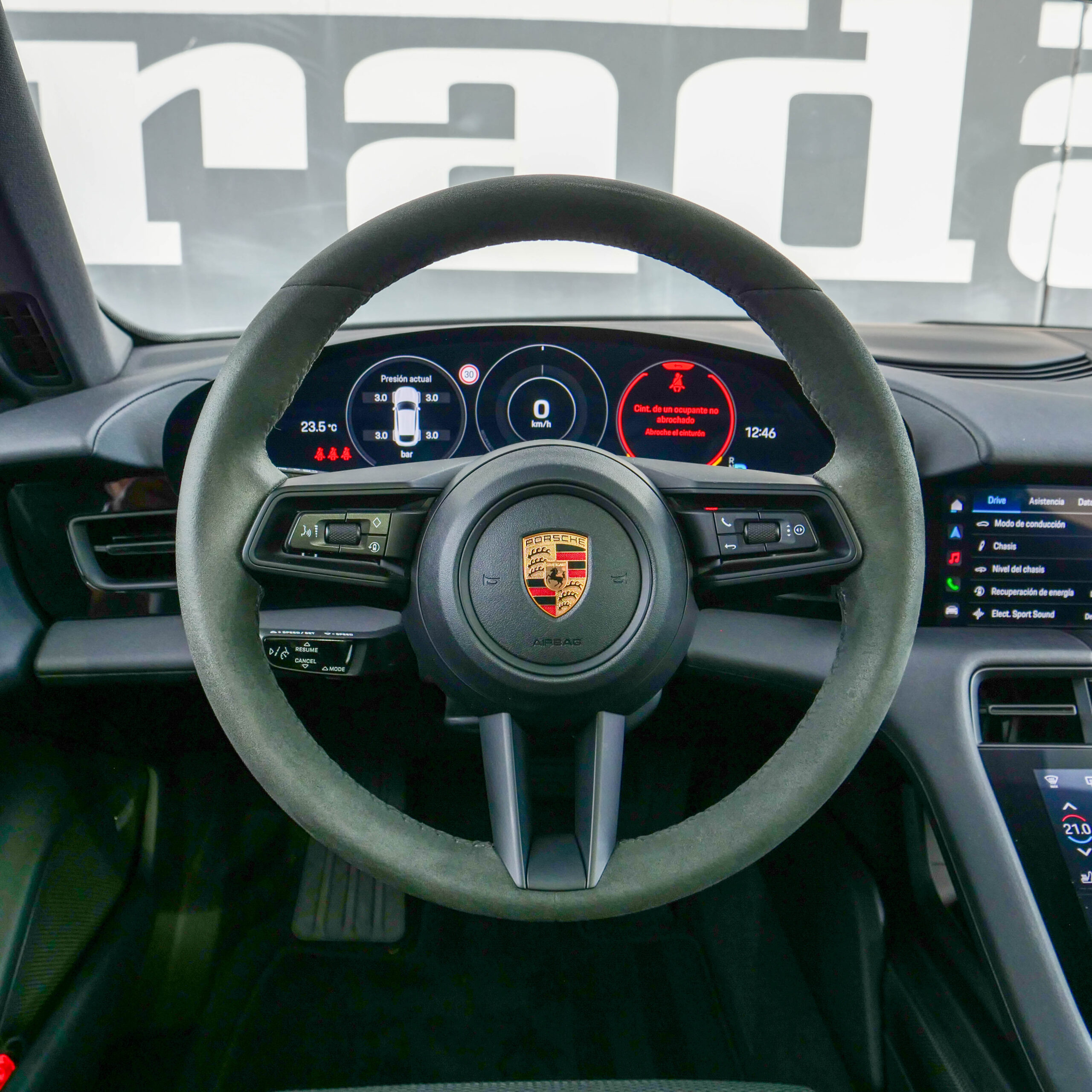 Porsche Taycan 4 Cross Turismo - imagen 28