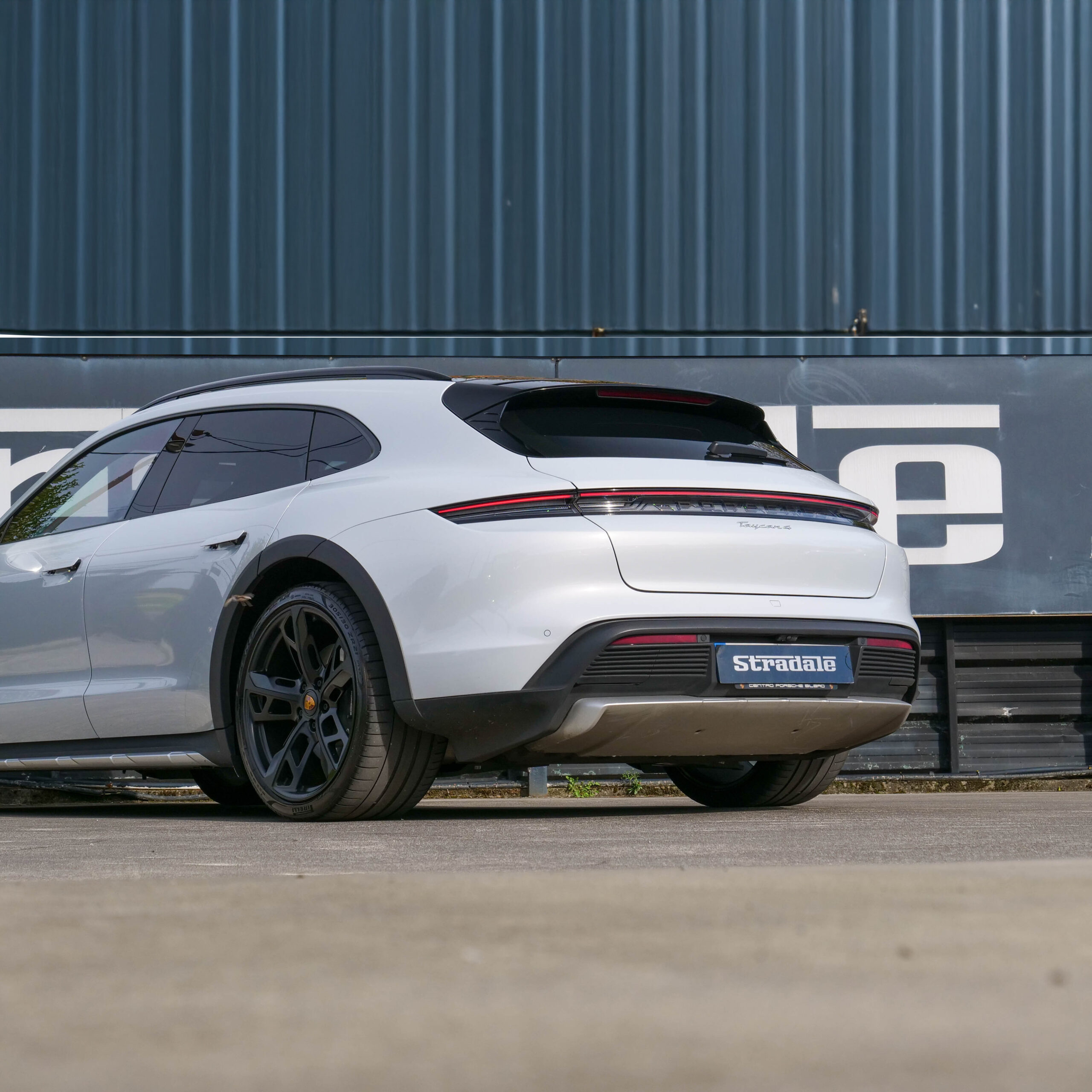 Porsche Taycan 4 Cross Turismo - imagen 36
