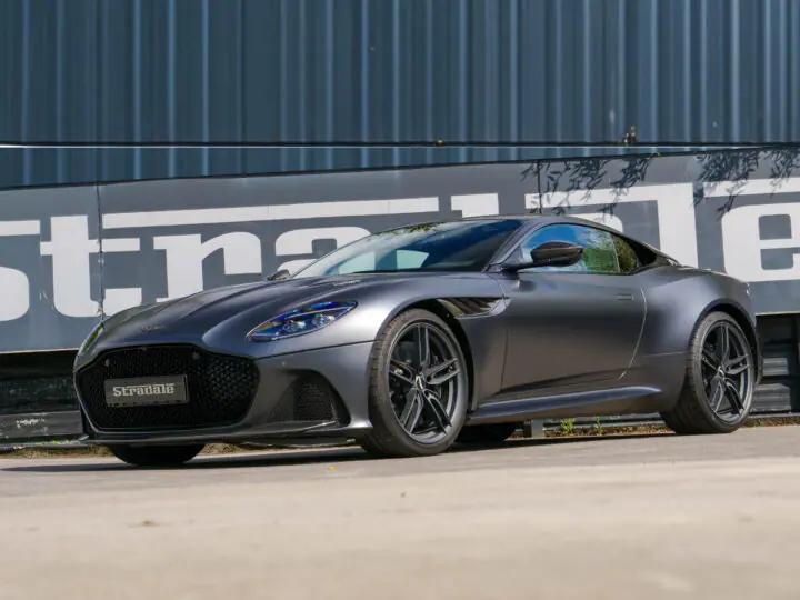 Aston Martin DBS Superleggera V12 - foto 3