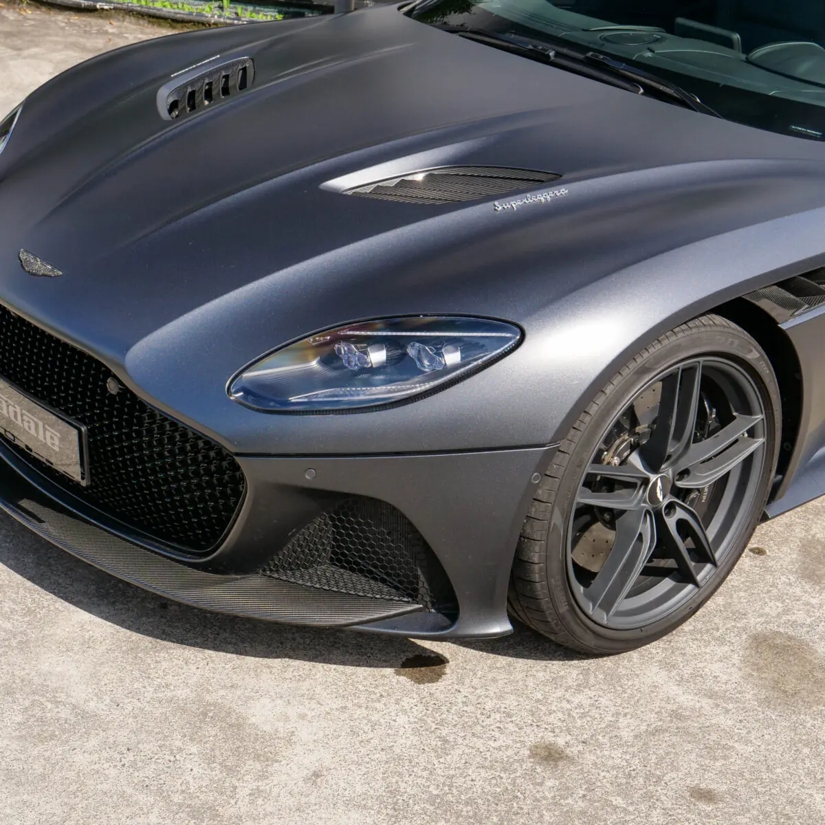 Aston Martin DBS Superleggera V12 - imagen 7