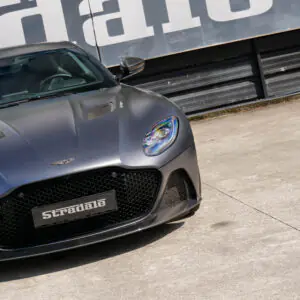 Aston Martin DBS Superleggera V12 - foto 12