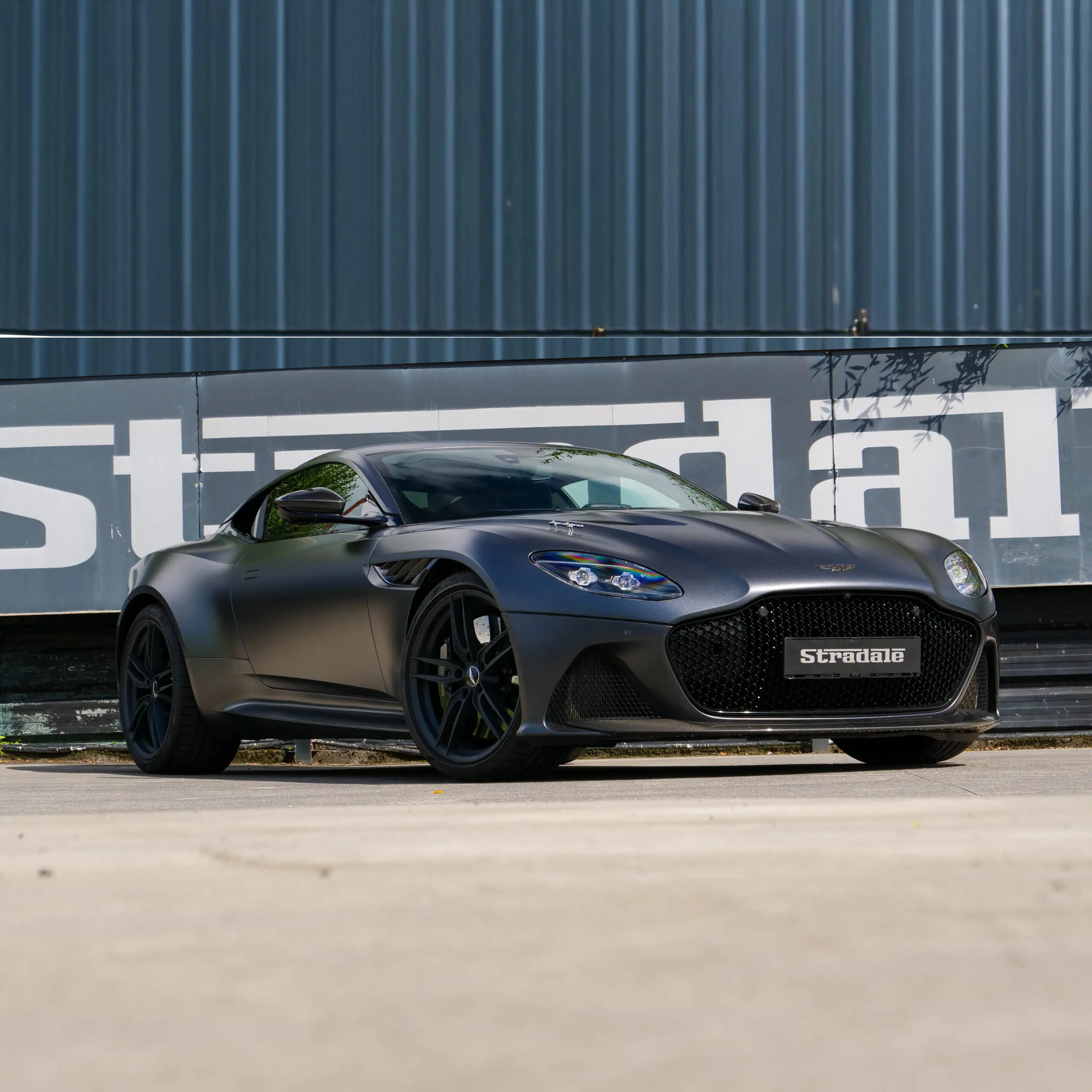 Aston Martin DBS Superleggera V12 - imagen 15