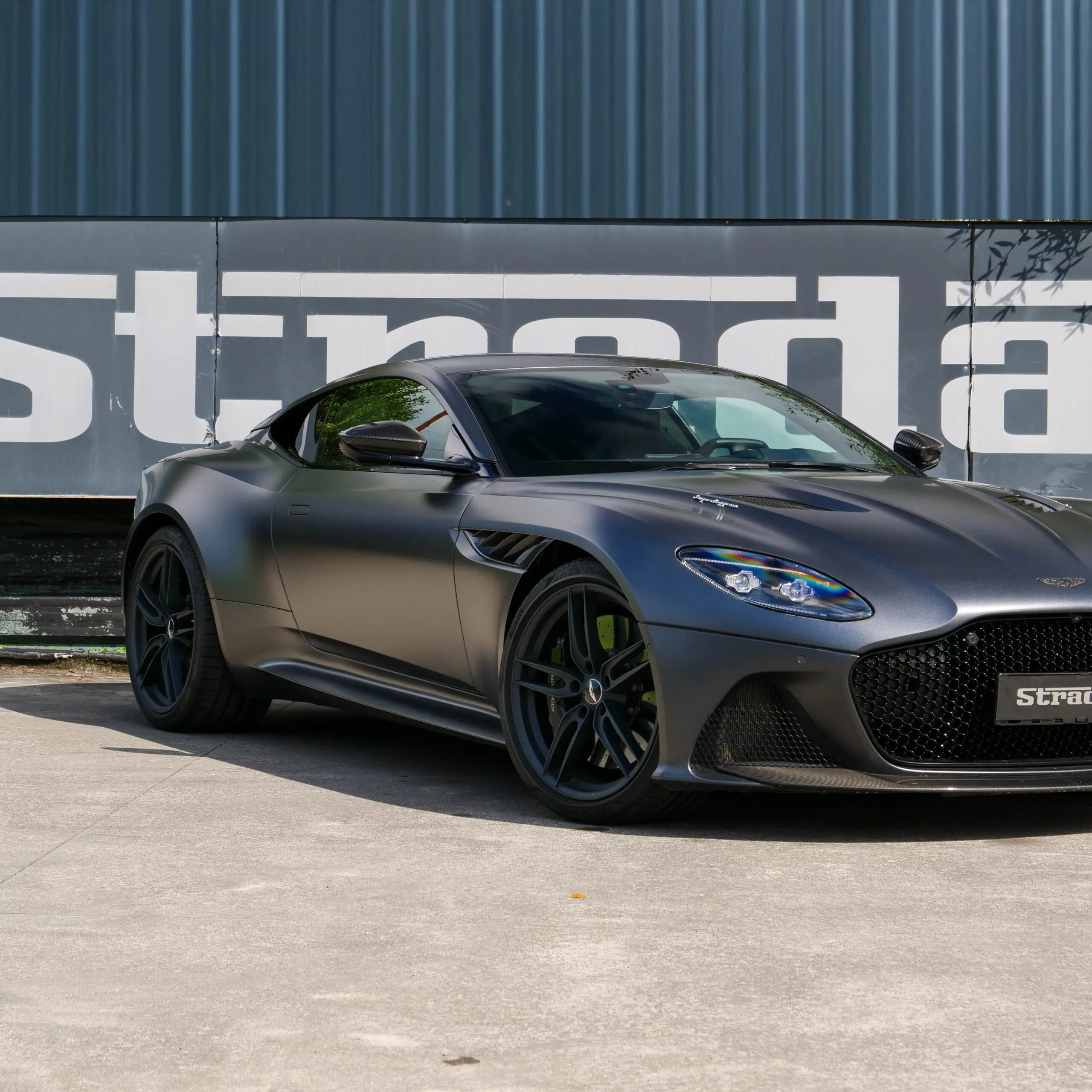 Aston Martin DBS Superleggera V12 - imagen 16