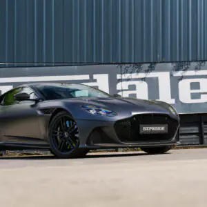 Aston Martin DBS Superleggera V12 - foto 17