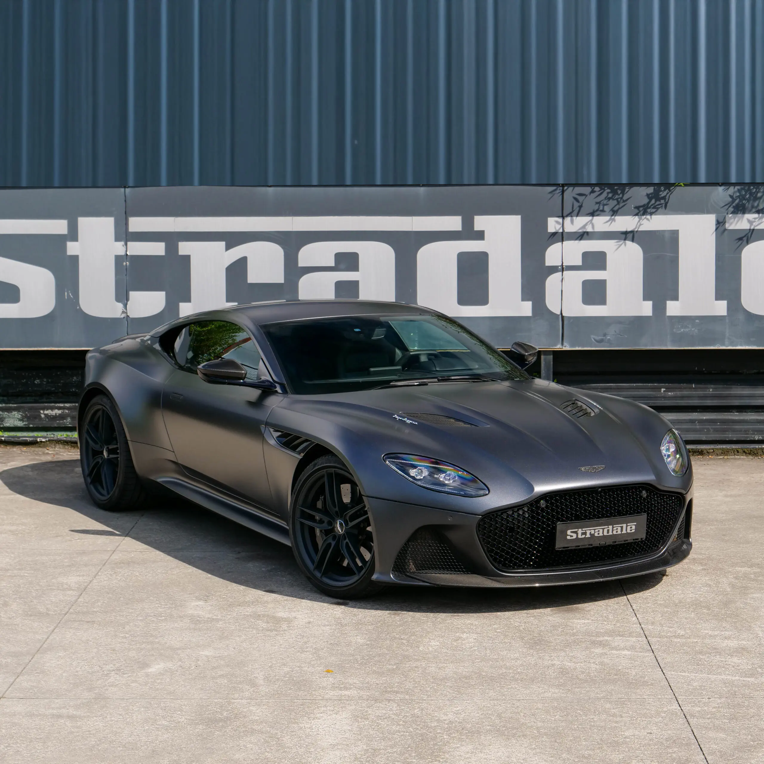 Aston Martin DBS Superleggera V12 - imagen 18