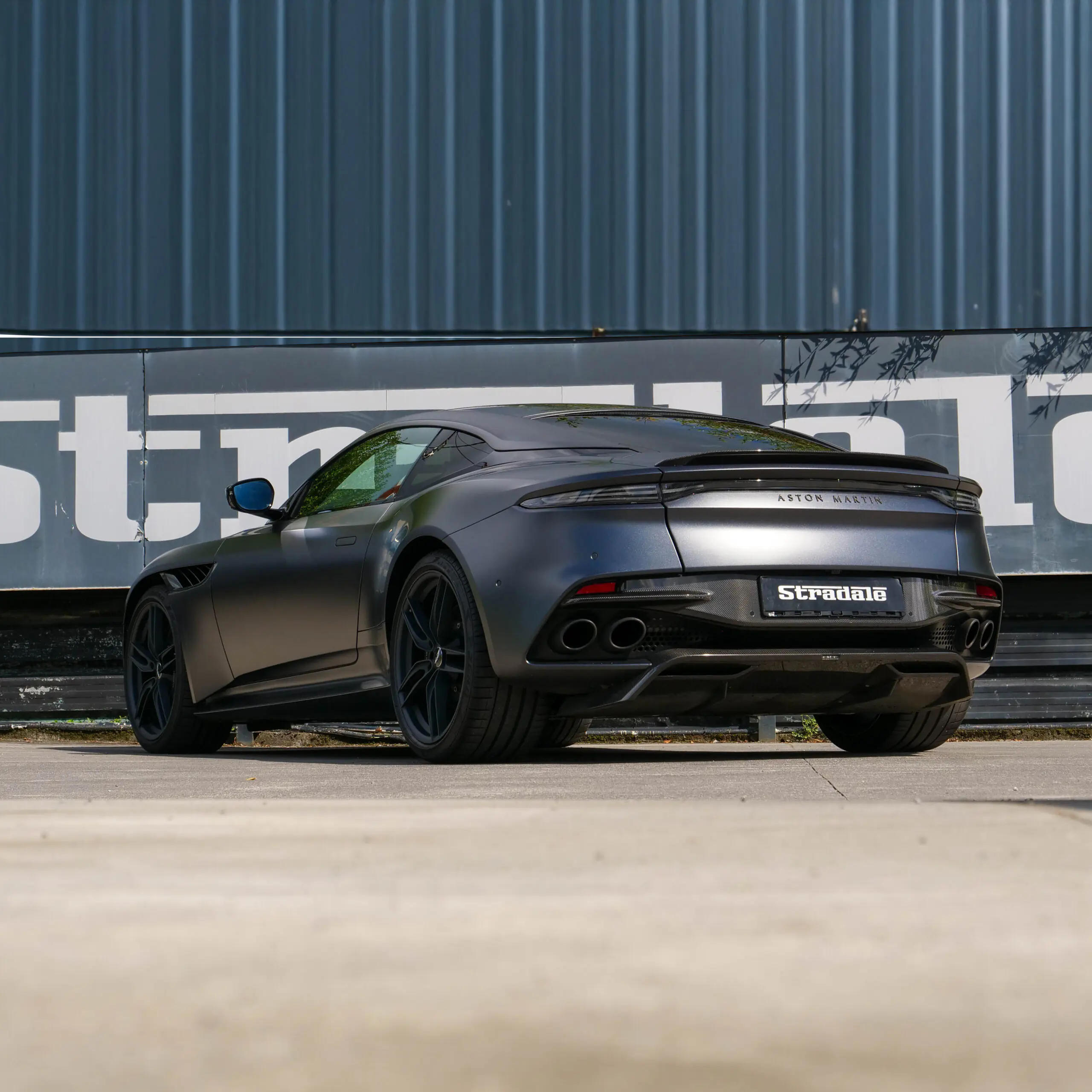 Aston Martin DBS Superleggera V12 - imagen 45