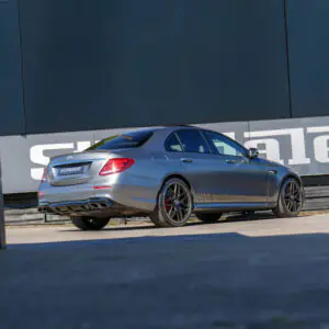 Mercedes E63 S Edition One - foto 15