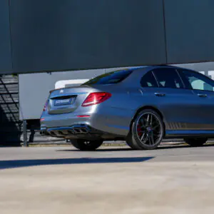 Mercedes E63 S Edition One - foto 17