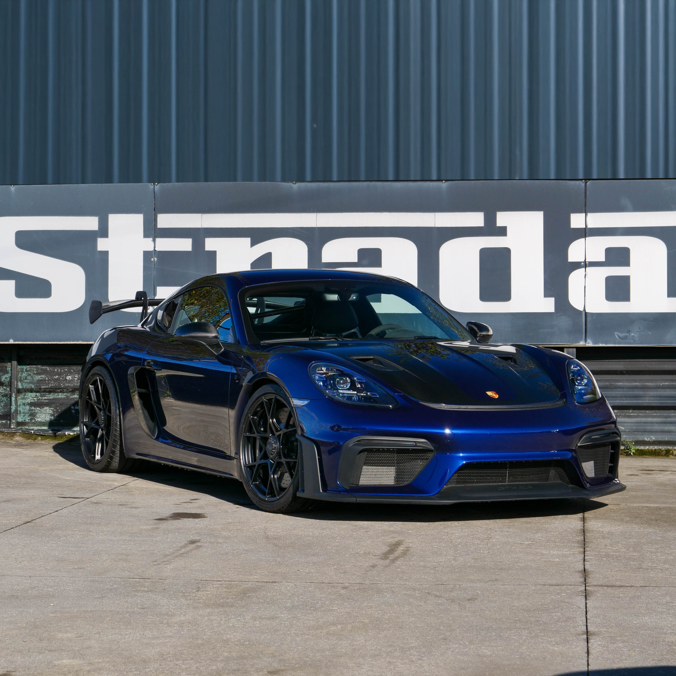 Porsche Cayman GT4 RS