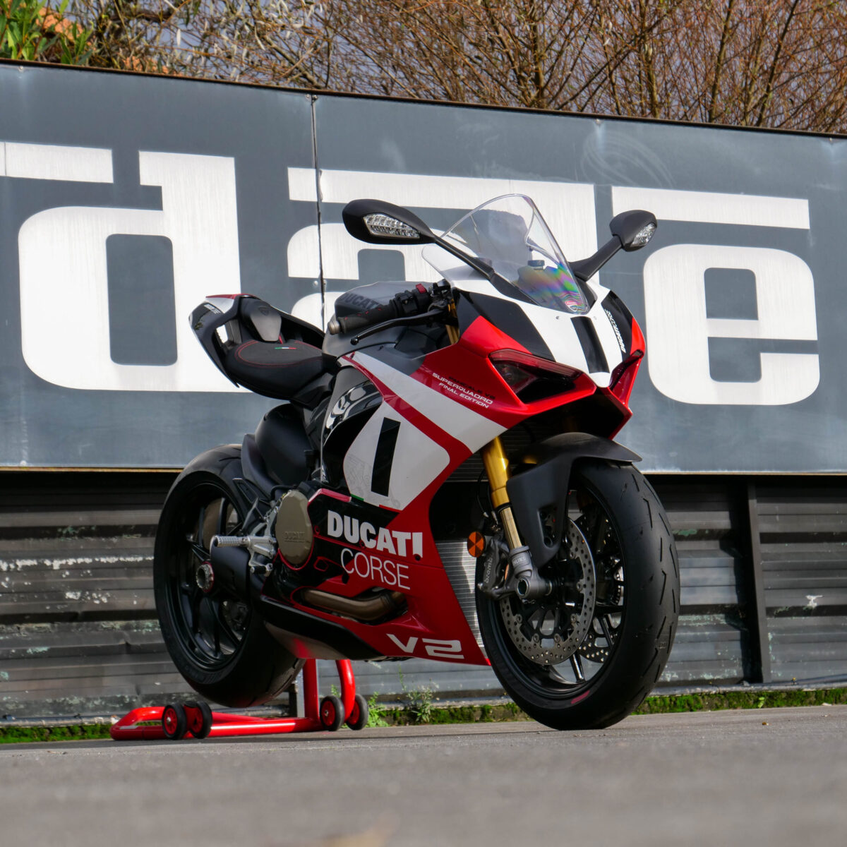Ducati Panigale V2 Superquadro – Final Edition - imagen 4