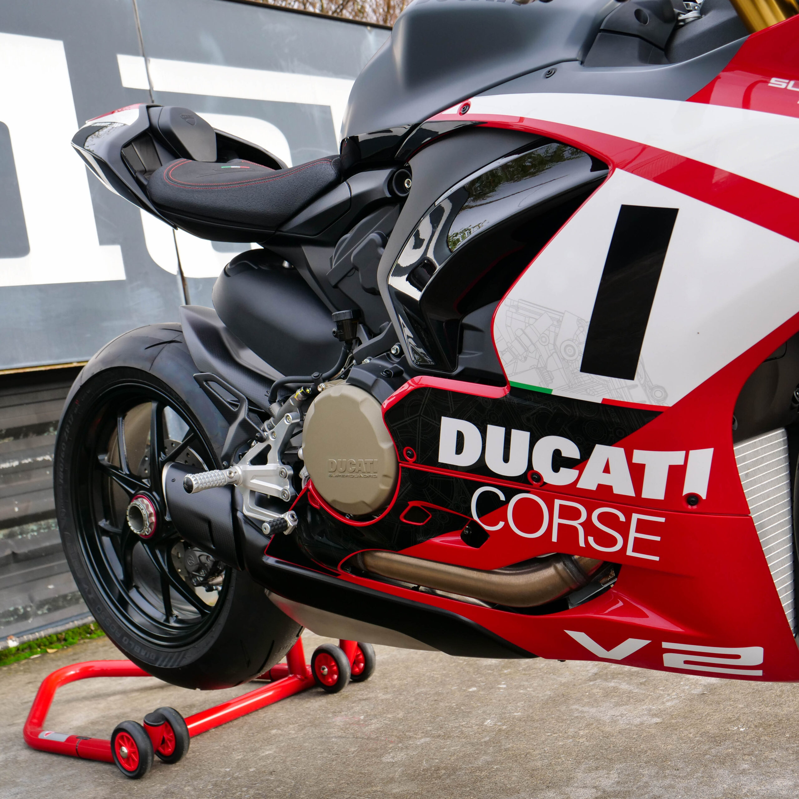 Ducati Panigale V2 Superquadro – Final Edition - imagen 13