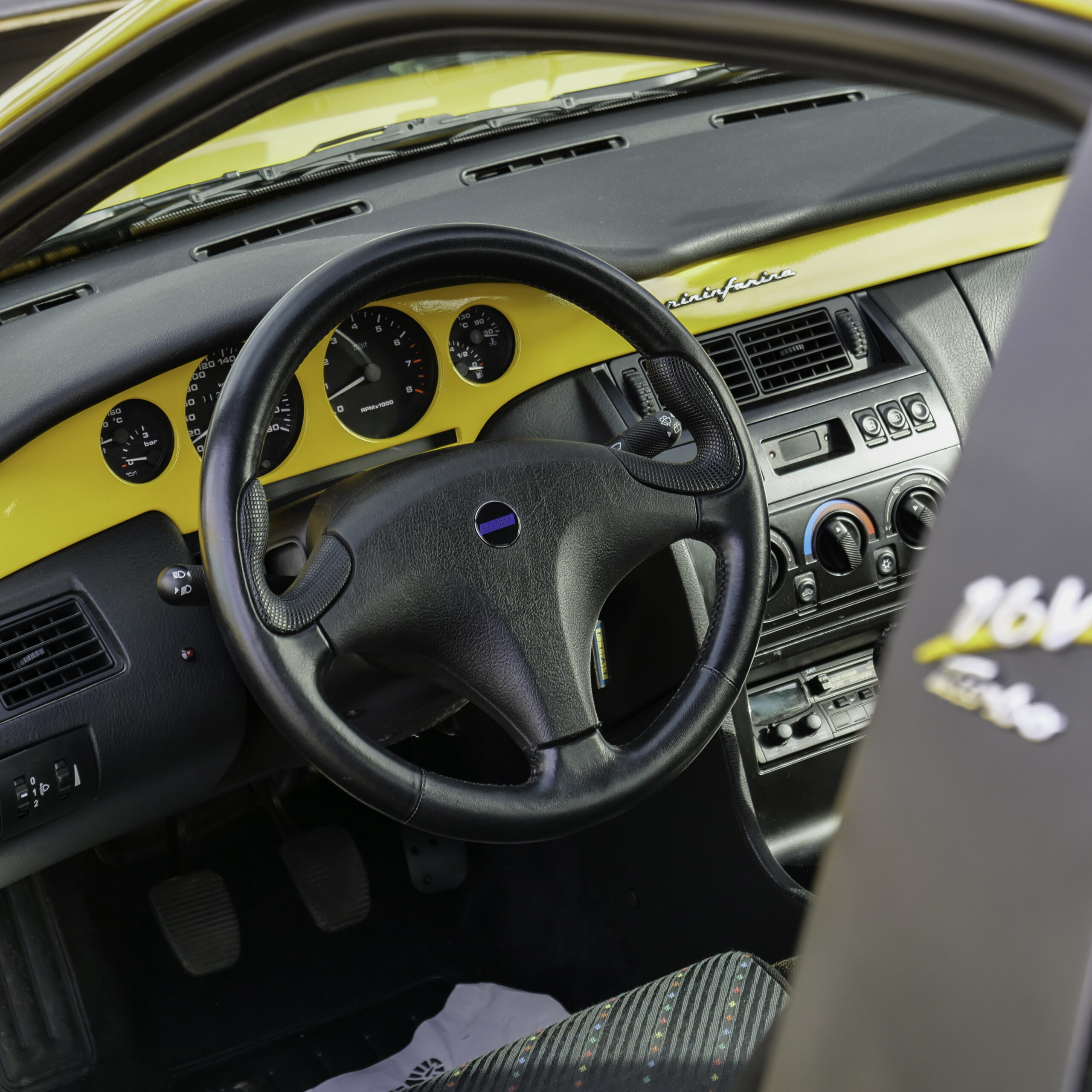 Fiat Coupe Turbo 16v - imagen 23