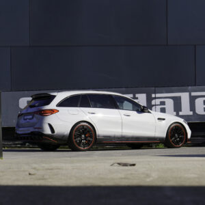 Mercedes C Estate AMG 63 S E-Performance - foto 17